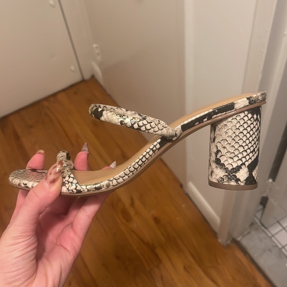 Snakeskin Express sandals worn once - Picture 2 of 4